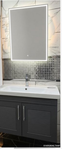 Karasu Membran Kapak Banyo Dolabı — Minelli